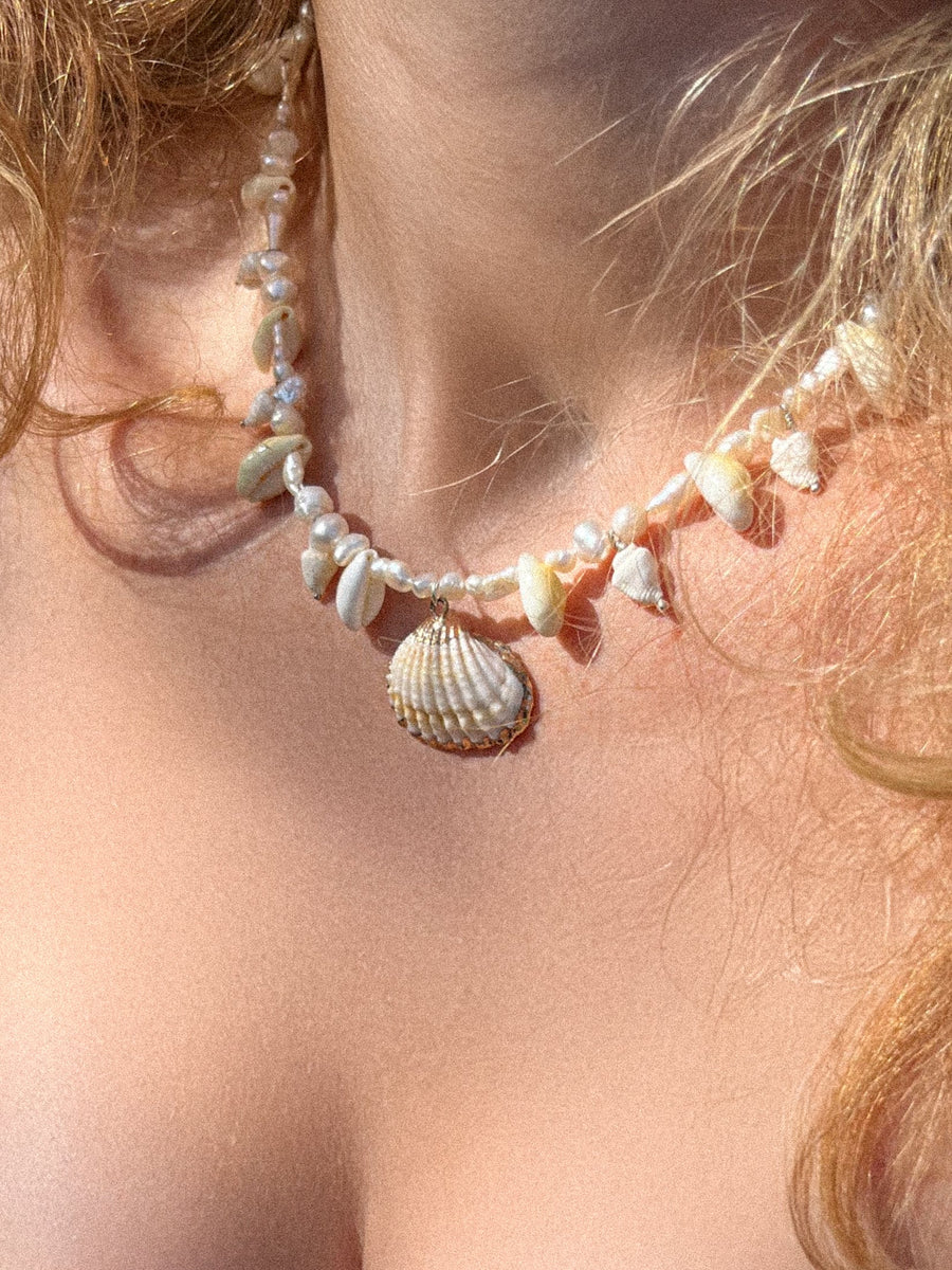Aloh Choker